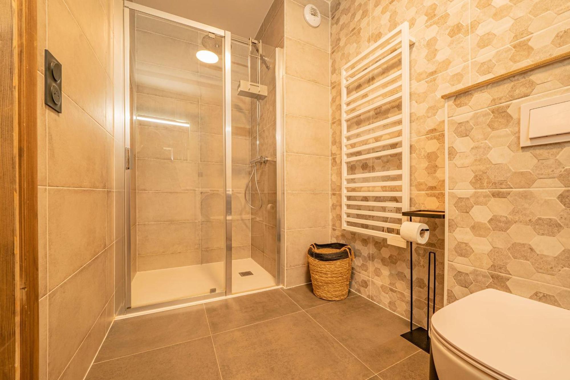 Perle Blanche - Brand New 2 Bedroom Apartment Perfectly Located Chamonix Buitenkant foto